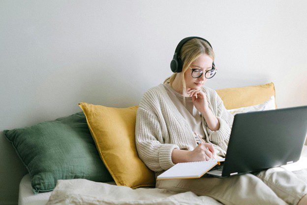 Comment choisir le bon diplôme en ligne pour vos objectifs de carrière » 1 Comment choisir le bon diplôme en ligne pour vos objectifs de carrière